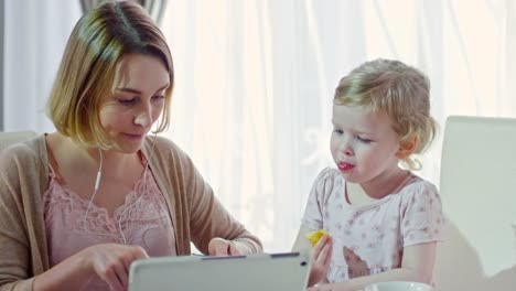 Mother-Working-from-Home-and-Spending-Time-with-Daughter