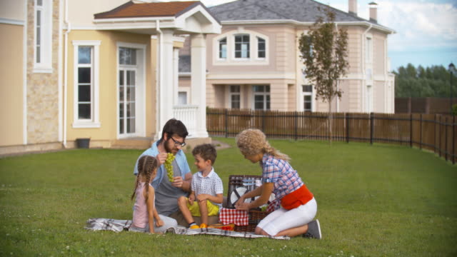 Backyard-Picknick