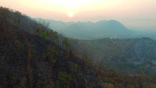 Wildfire-on-the-mountain-until-morning