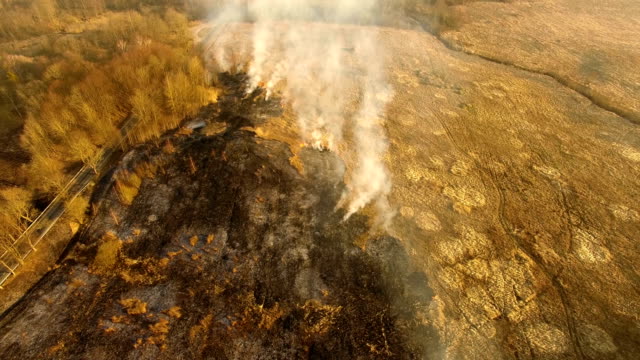 Aerial:-Spring-wildfire-in-droughty-weather