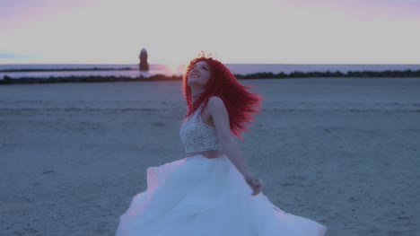 4k-Shot-of-a-Redhead-Bride-on-the-Beach