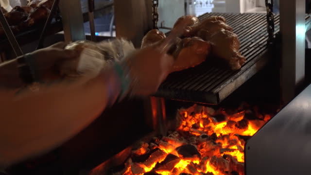 street-fast-food-,-Turkey-Shin-on-the-grill