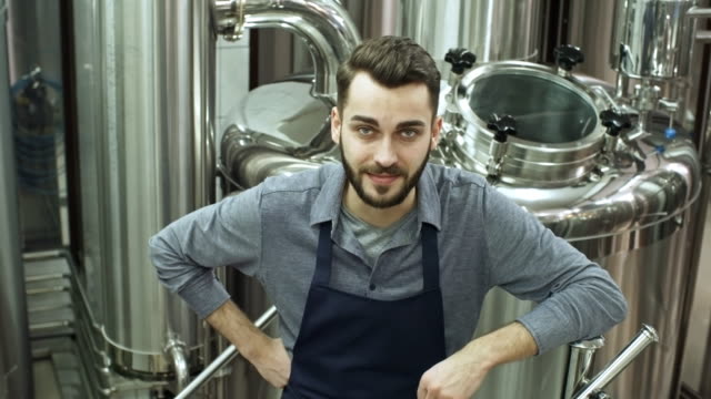 Young-Beer-Brewer-at-Plant
