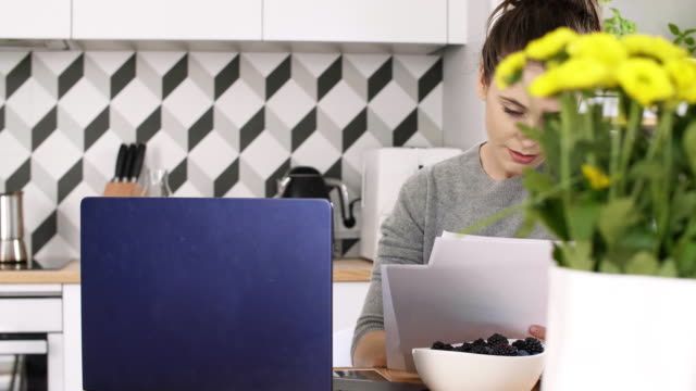 Multitasking-woman-working-at-home