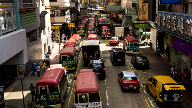 Lapso-de-tiempo-de-calle-ocupado-en-hogn-kong-Mong-Kok