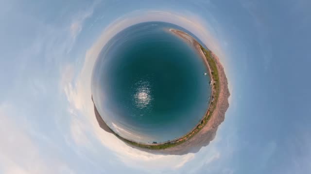 Seascape-with-beach-vr360