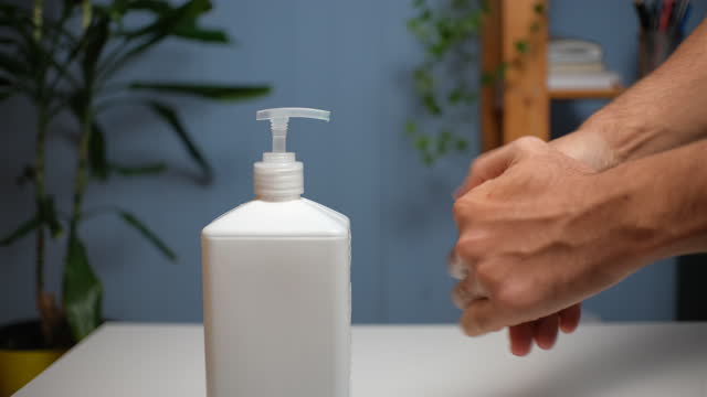 Coronavirus-hand-sanitizer-sanitiser-gel-for-clean-hands