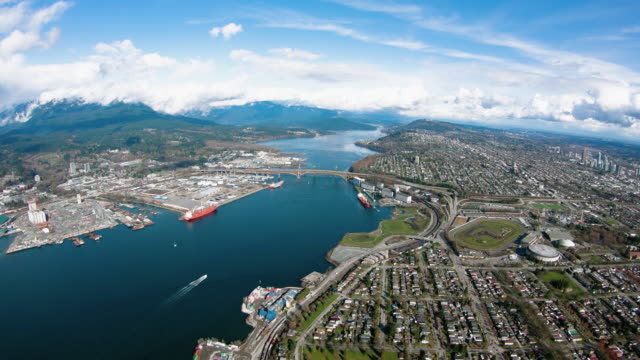 Hastings-Vancouver-BC-Hafen-Antenne-Second-Narrows-Bridge