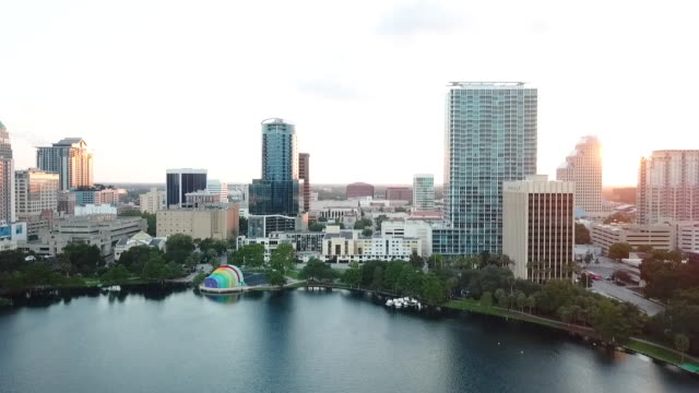 Die-Stadt-schöne-Orlando-Florida-Lake-Eola-Innenstadt-Luftaufnahme