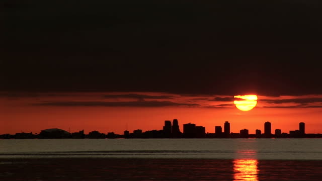 Zeitraffer-Sonnenuntergang-in-St.-Petersburg,-Florida