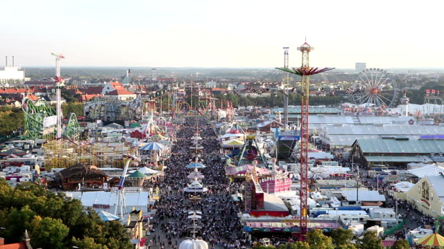 Overview-of-the-Oktoberfest-by-day