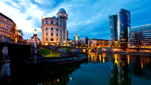 Timelapse-of-the-Danube-Canal-Vienna---Austria