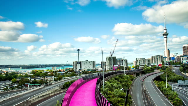 Zeitraffer-Skyline-von-Auckland-City-und-Sky-Tower