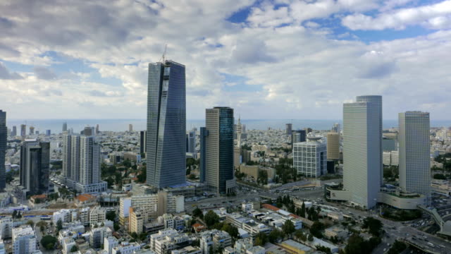 Tel-Aviv-ciudad-cloudscape-atardecer-timelapse