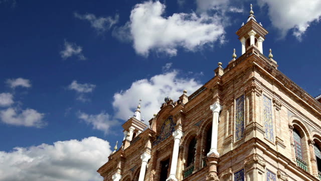Gebäude-auf-der-Famous-Plaza-de-Espana-(war-Der-Ort-für-die-lateinamerikanische-Ausstellung-von-1929)---Spanischer-Platz-in-Sevilla,-Andalusien,-Spanien.-Altes-Wahrzeichen