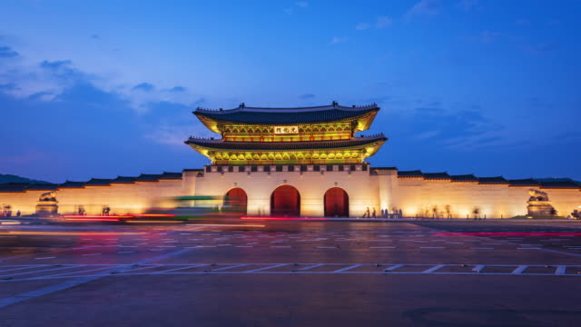 Lapso-de-tiempo-de-turistas-pululando-por-el-Palacio-de-Gyeongbokgung-en-Seúl-la-ciudad,-del-sur-Korea.Zoom