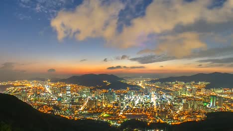 4K.-Tiempo-lapso-ciudad-de-vista-de-Busan-Corea-del-sur