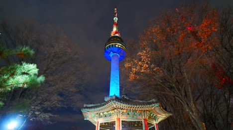 N-torre-de-Seúl-en-Corea-del-Sur-Seúl