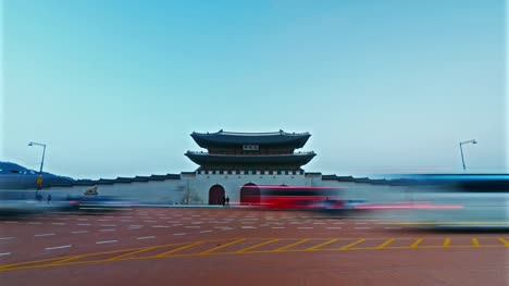 Time-lapse-beautiful-architecture-gyeongbokgung-palace-in-seoul-south-korea