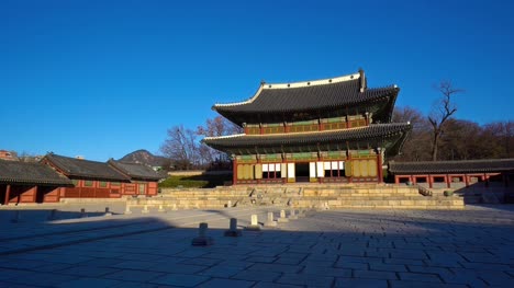 Schöne-Gebäude-Architektur-Gyeongbokgung-Palast-in-Südkorea