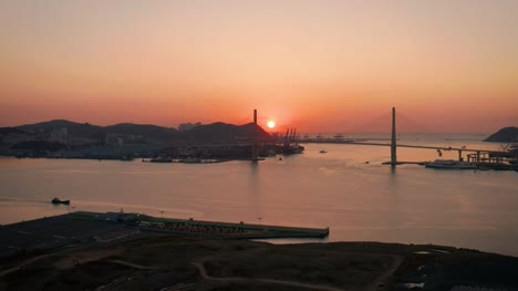 Sunrise-Luftbild-von-Busan-Hafen