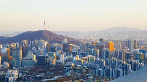 Schöne-Architektur-Gebäude-in-der-Stadt-Seoul-Südkorea