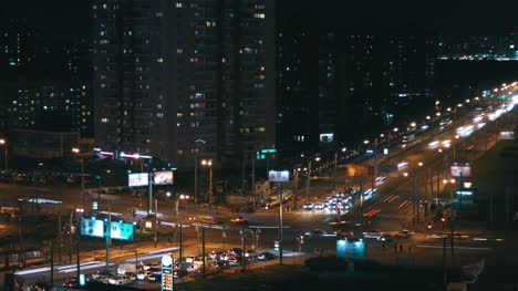 Busy-intersection-in-the-night-city