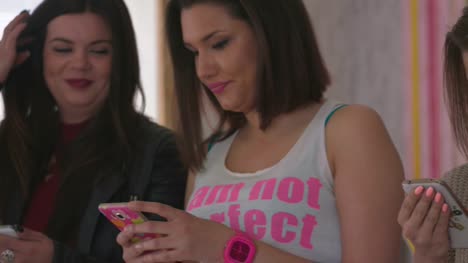 Young-women-using-smart-phones