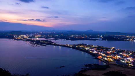 Timelapse-of-Seongsan-Ilchulbong-at-Night,-Jeju-Island,-South-Korea,-4K-Time-lapse
