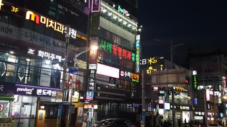 Street-view-of-Sajik-Dong-,-Busan,-South-Korea,-Asia