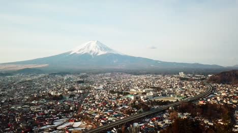 Luftaufnahme-des-Berg-Fuji,-Kawaguchiko,-Fujiyoshida,-Japan