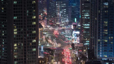 City-traffic-lights-at-night-time.-Seoul,-South-Korea.-Time-lapse.-4K,-UHD