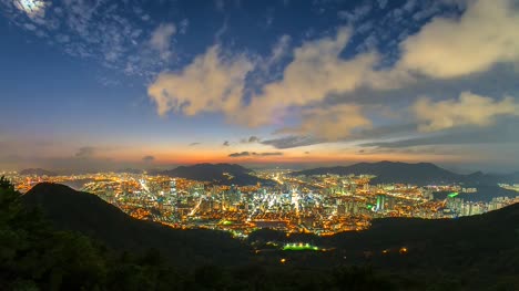4K.-Paisaje-de-ciudad-lapso-vista-de-Busan-Corea-del-sur-el-tiempo