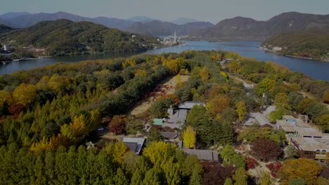 Aerial-view-in-autumn-of-Nami-island,-South-Korea