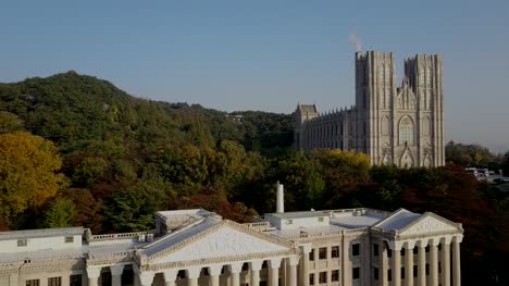 Aerial-view-of-Kyung-Hee-University-in-autumn,-Seoul,-South-Korea