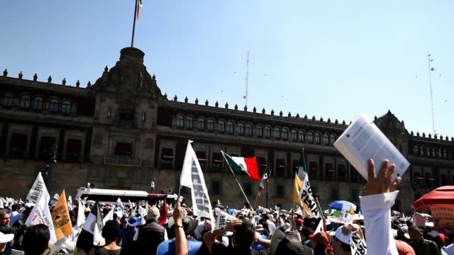 Menschen-in-Mexiko-Stadt