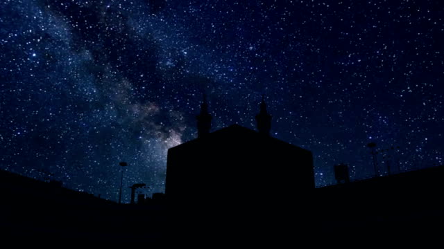 Nachtzeitraffer-von-Mekka,-Saudi-Arabien