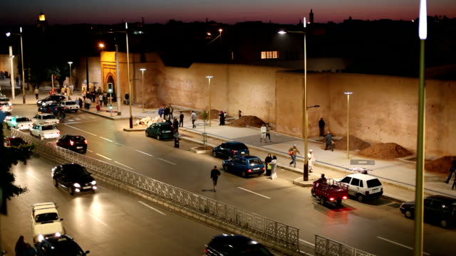 Straße-in-Rabat,-Marokko