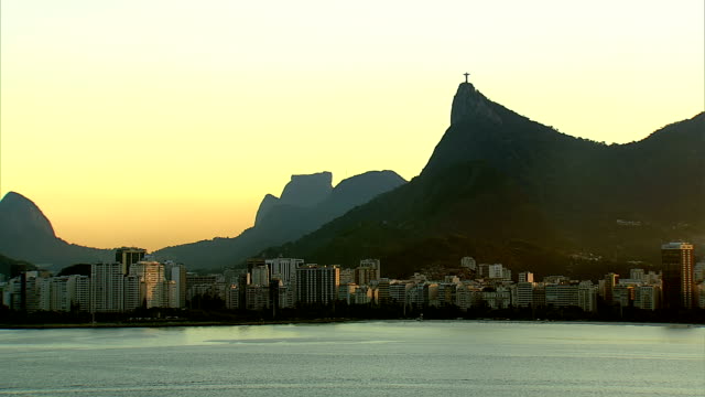 Rio-de-Janeiro,-Brasil,-en-puesta