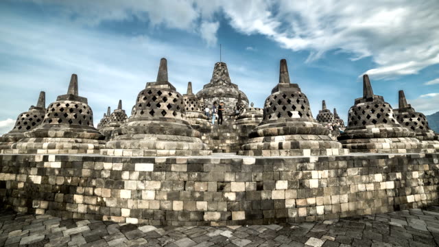 Stupas-in-Borobudur-Tempel,-Zentraljava,-Indonesien.-FullHD-Timelapse---Java,-Indonesien