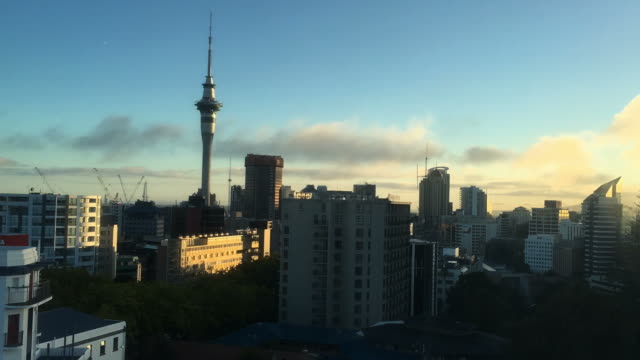 Time-lapse-of-Auckland-downtown-morning-skyline