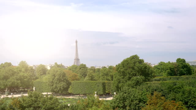 Aerial-view-on-Eiffel-Tower-in-Paris-in-4k-slow-motion
