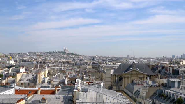 Aerial-view-on-Paris-in-4k-slow-motion