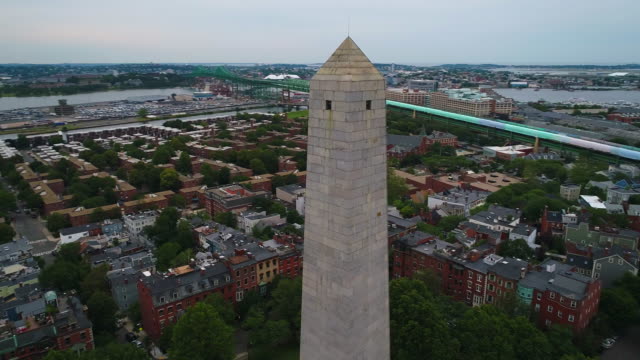 Massachusetts-de-monumento-de-Bunker-Hill-vídeo-aéreo