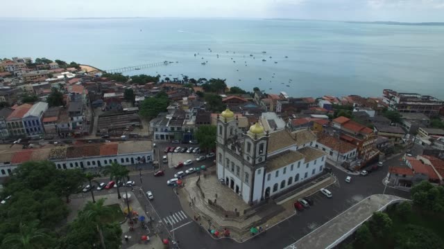 Luftaufnahme-von-Bonfim-Kirche,-Stadt-Salvador,-Brasilien