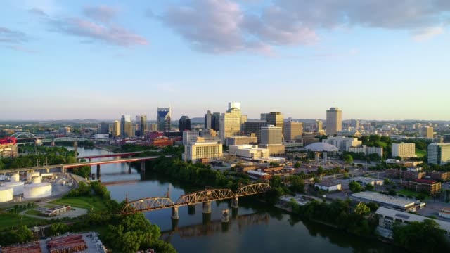 Nashville-Tennessee-USA-Aerial-Skyline-Flyover