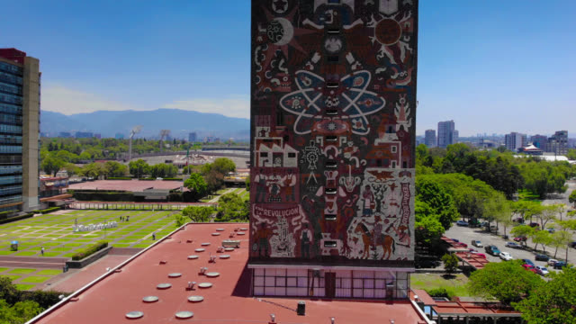 Campus-central-de-la-Universidad-Autónoma-de-México-en-la-Ciudad-de-México