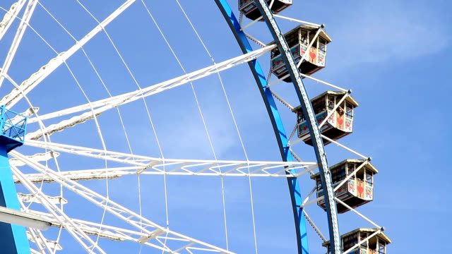 Oktoberfest---Ferris-wheel
