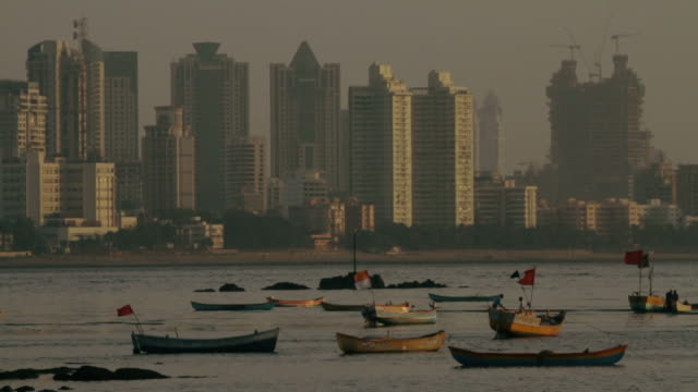 Mumbai-horizonte-al-atardecer.