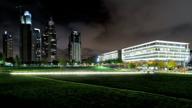 City-Park-bei-Nacht